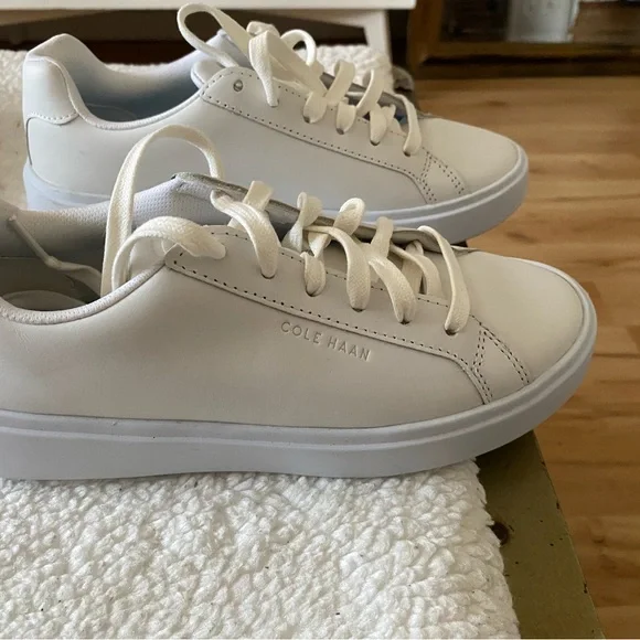 Cole Haan Leather Sneakers
NEVER WORN - Picture 2 of 6